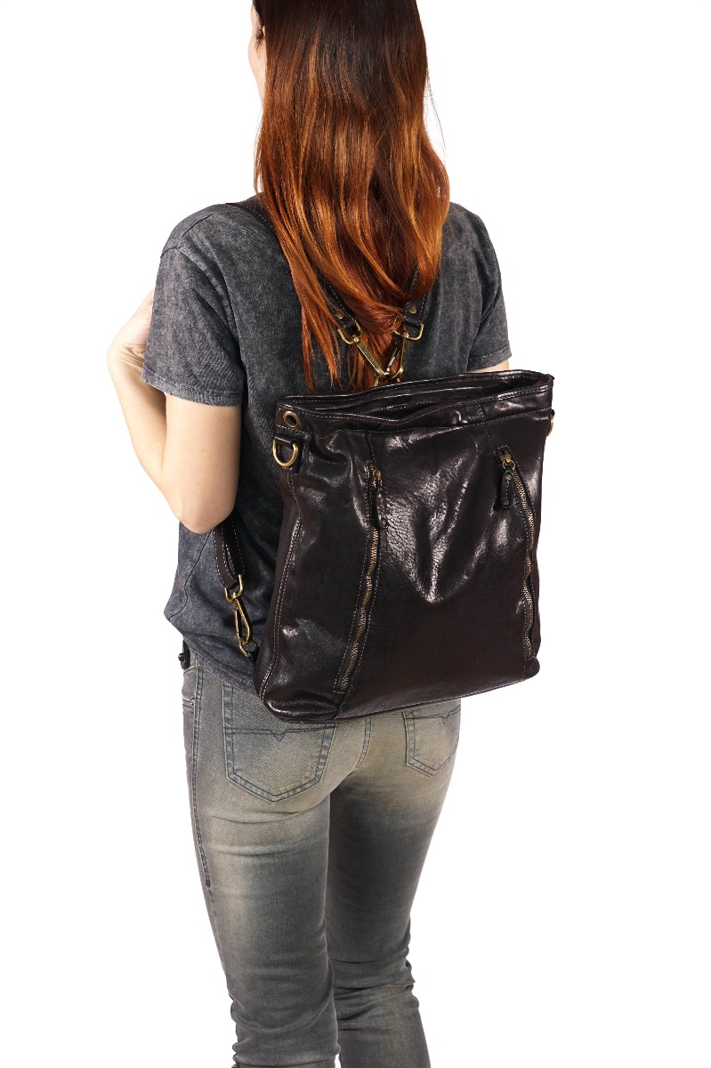 Juoda solidi natūralios odos rankinė - kuprinė