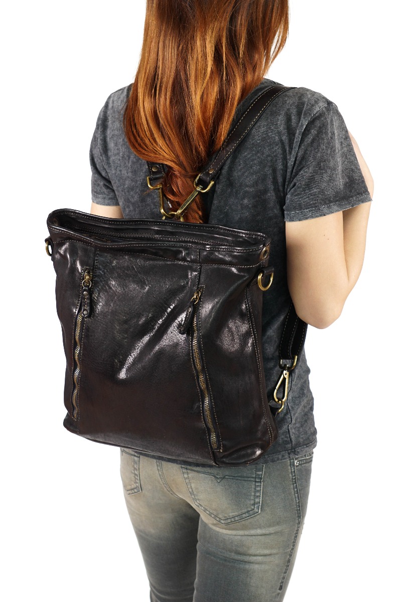 Juoda solidi natūralios odos rankinė - kuprinė