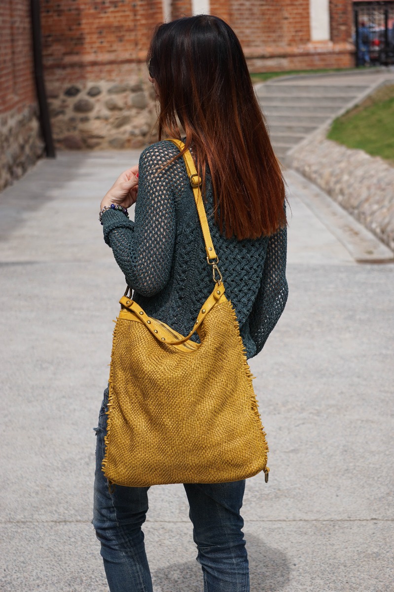 Natūralios odos moteriška kuprinė ir rankinė geltonos spalvos