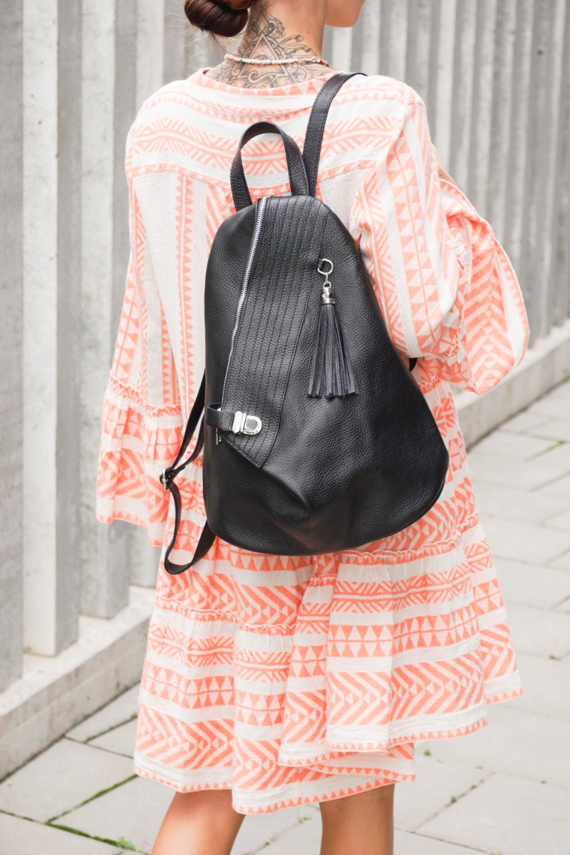 Juoda Itališka natūralios odos kuprinė