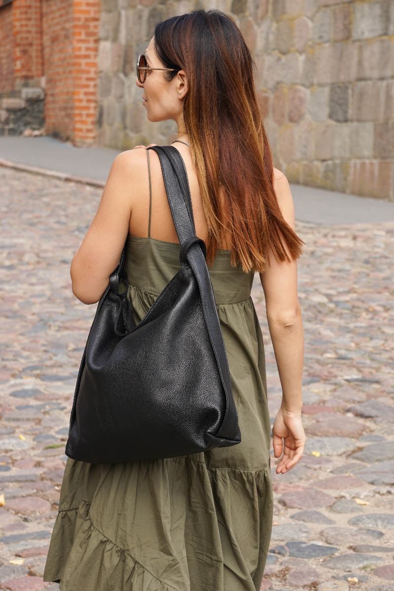 Odinė itališka rankinė - kuprinė