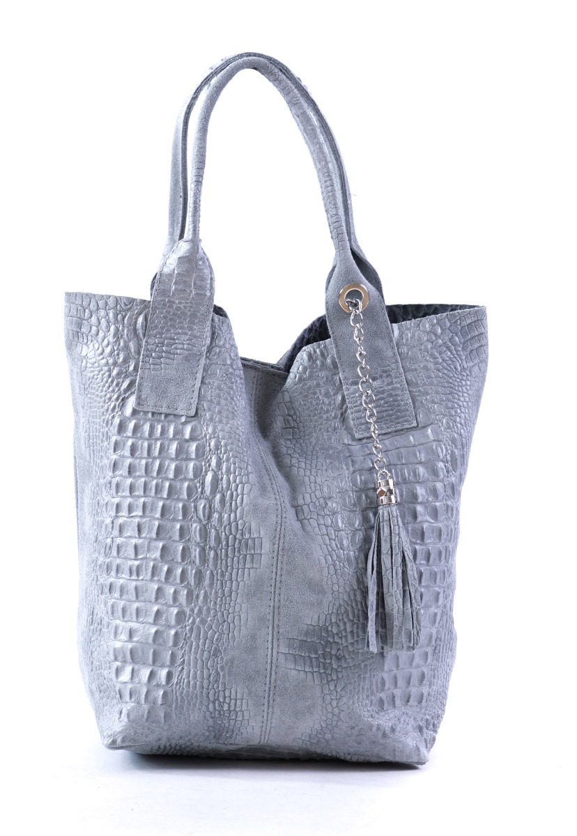 Verstos odos rankinė šviesiai pilka su roplio išvaizda